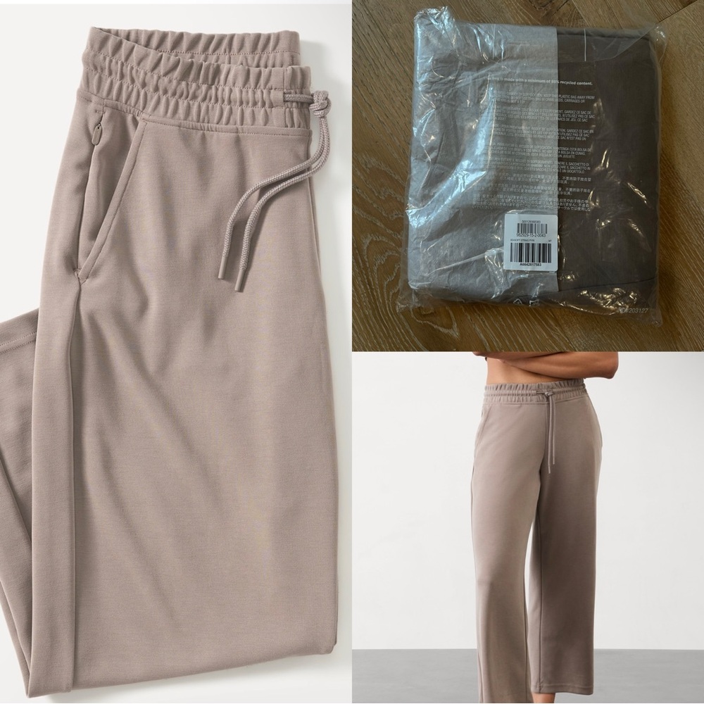 Fits like M Petite ATHLETA Seasoft Mid Rise Straight size M